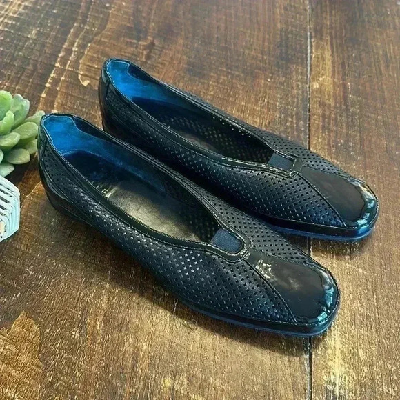 Amalfi by Rangoni | “Erana” Low Wedge Flats, Patent &?Perforated Leathers - Picture 2 of 7